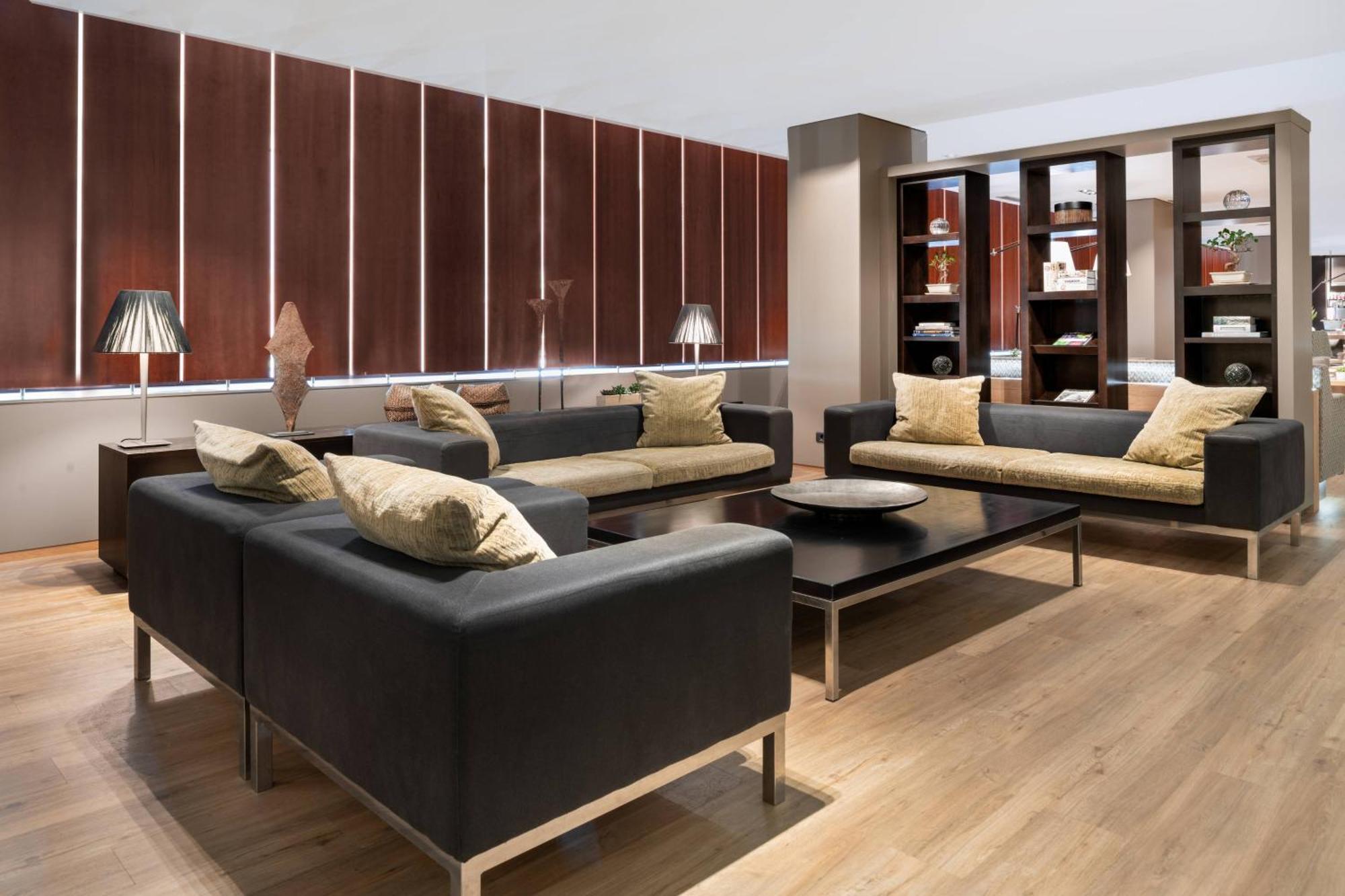 Ac Hotel La Rioja By Marriott Logrono Bagian luar foto