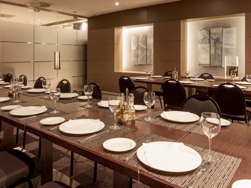 Ac Hotel La Rioja By Marriott Logrono Bagian luar foto
