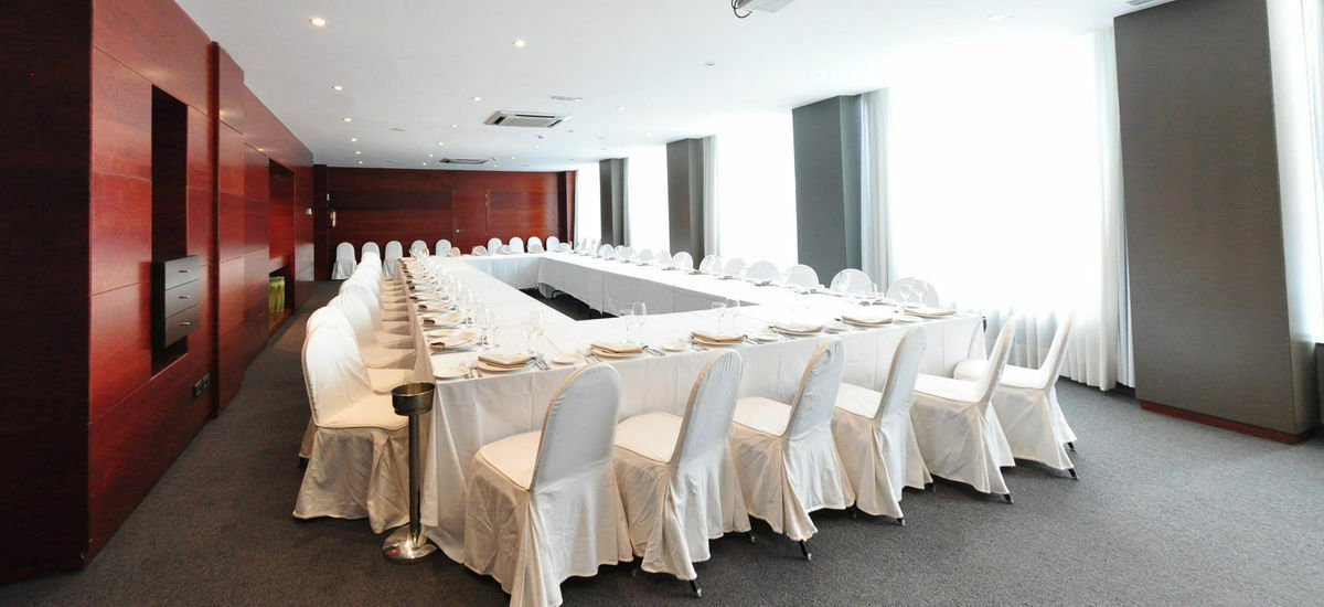 Ac Hotel La Rioja By Marriott Logrono Bagian luar foto